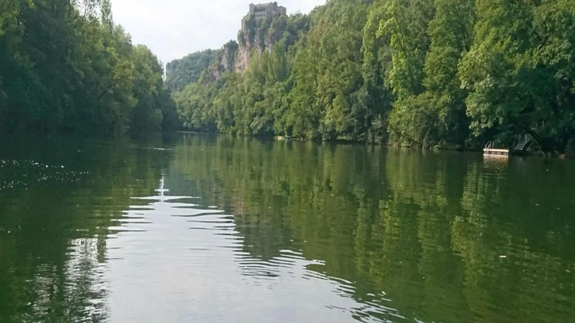 Villa Holiday Home In Bruniquel On The Aveyron River