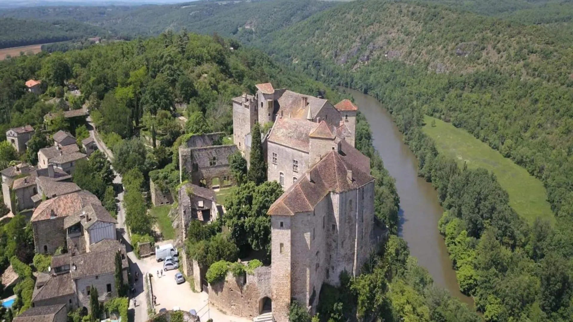 Villa Holiday Home In Bruniquel On The Aveyron River